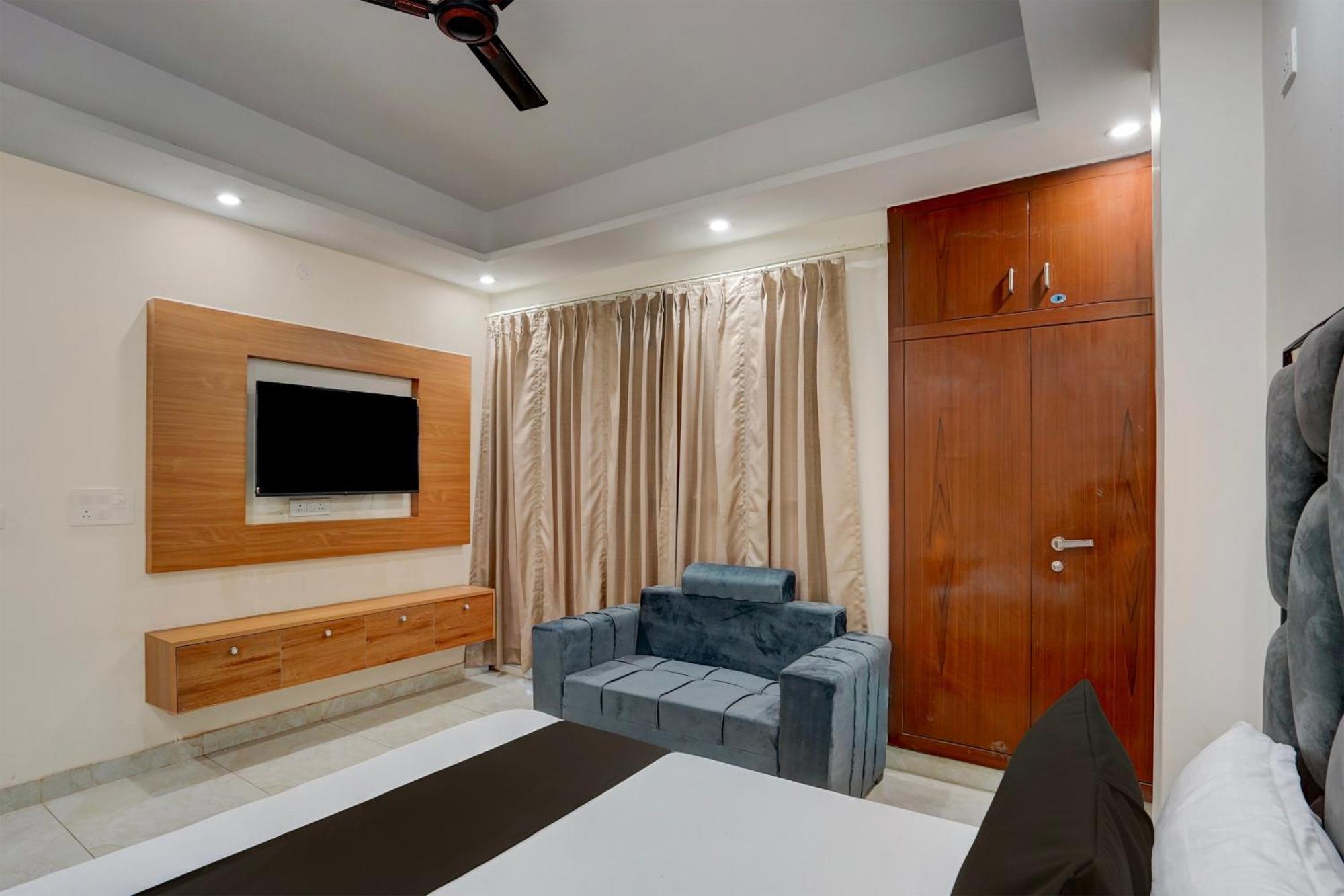 Hotel O R.N Residency Hotel กาเซียบัด ภายนอก รูปภาพ