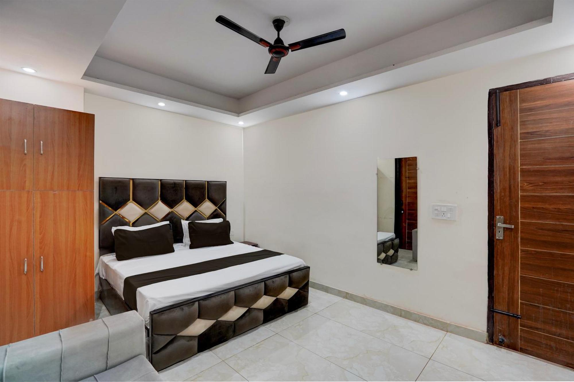 Hotel O R.N Residency Hotel กาเซียบัด ภายนอก รูปภาพ